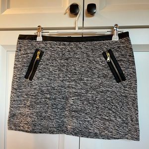 Express mini skirt